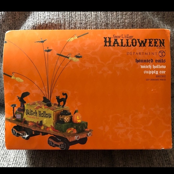 Dept 56 Halloween Haunted Rails Witch Hollow Supply Car - Picture 1 of 7